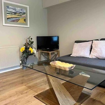 Modern Edinburgh Apartment 2 Bedrooms & Two Bathrooms Eksteriør bilde
