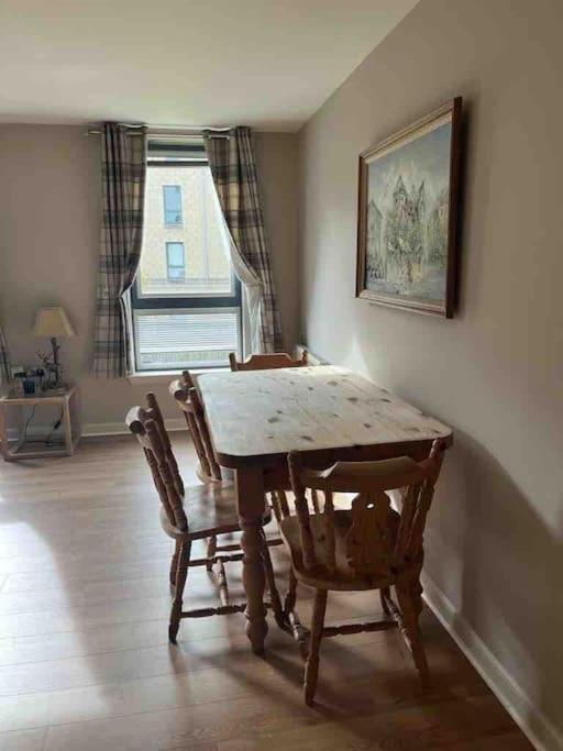 Modern Edinburgh Apartment 2 Bedrooms & Two Bathrooms Eksteriør bilde