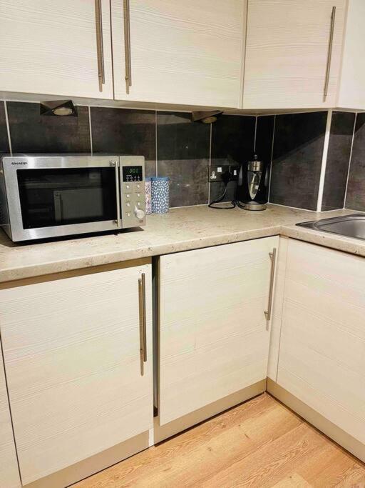 Modern Edinburgh Apartment 2 Bedrooms & Two Bathrooms Eksteriør bilde